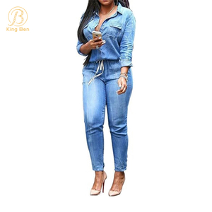 OEM ODM Nuova moda un pezzo tuta jeans generale manica lunga tuta di jeans blu chiaro per le donne pantaloni lunghi casual a matita tuta Jean Factory
