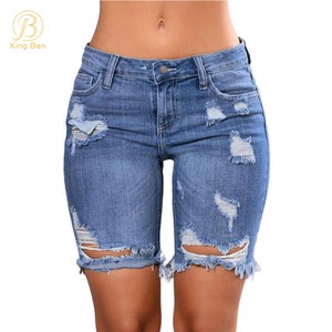 Benvenuto OEM ODM Pantaloncini caldi da donna estivi a vita bassa Pantaloncini di jeans da donna strappati Jeans attillati per donna